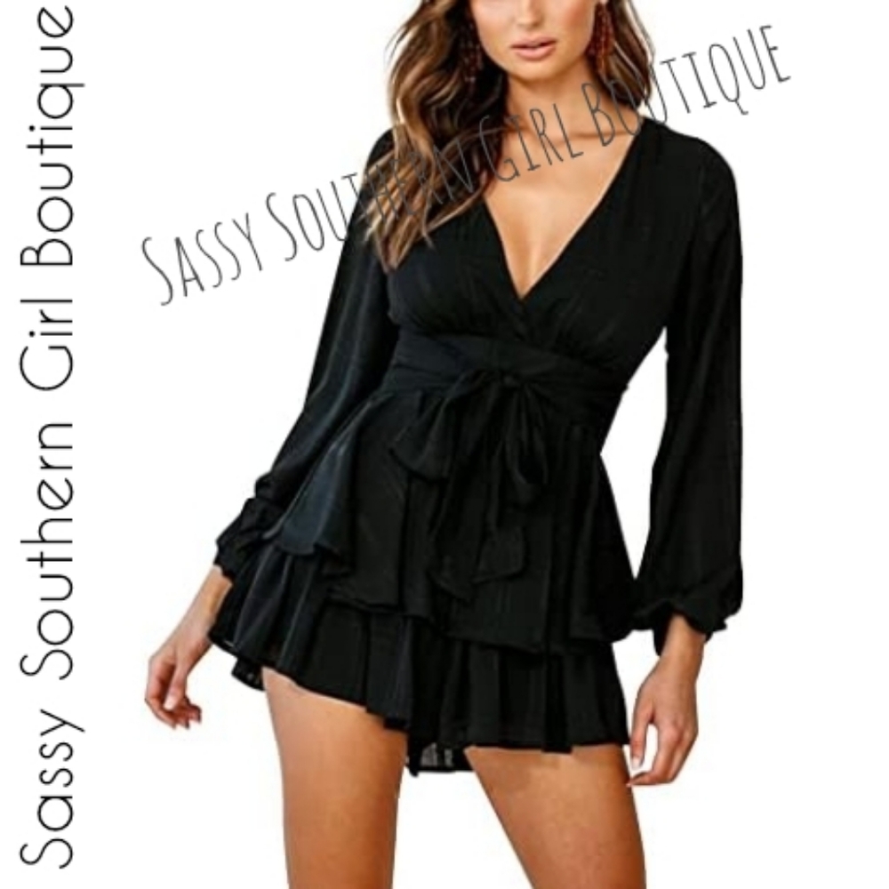 ⭐🆕 Black Long Sleeve Layered Romper